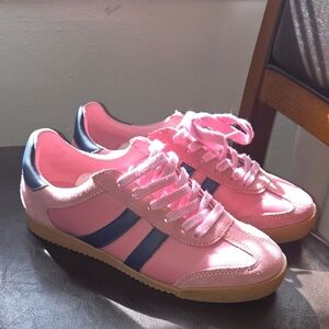 Steve Madden Pink and Navy Sneakers